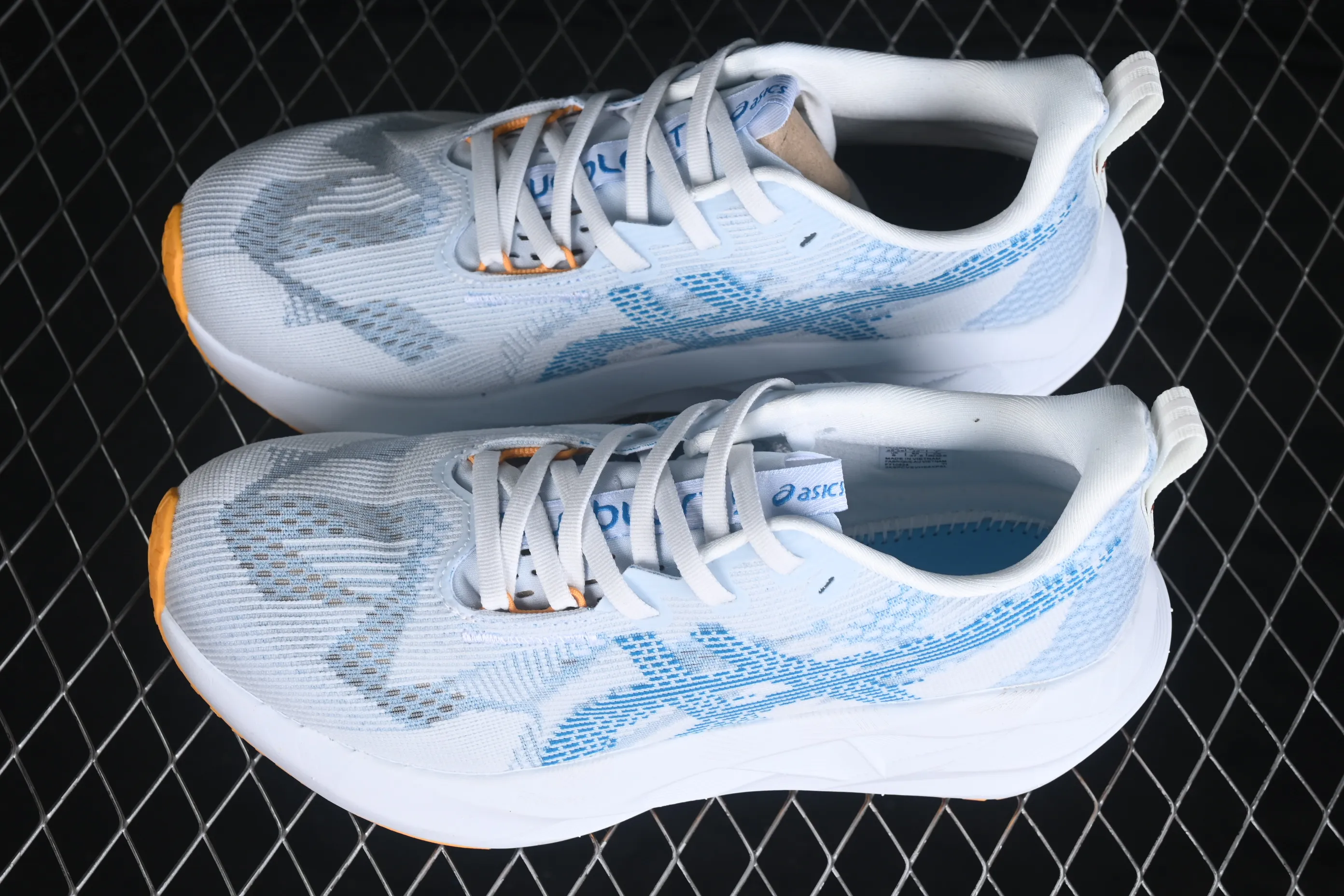 All categories Asics Asics series Asics Novablast 5 Asics Novablast 5 Asics retro breathable casual shoes cushioning men's wear-resistant running shoes 1011B974-407